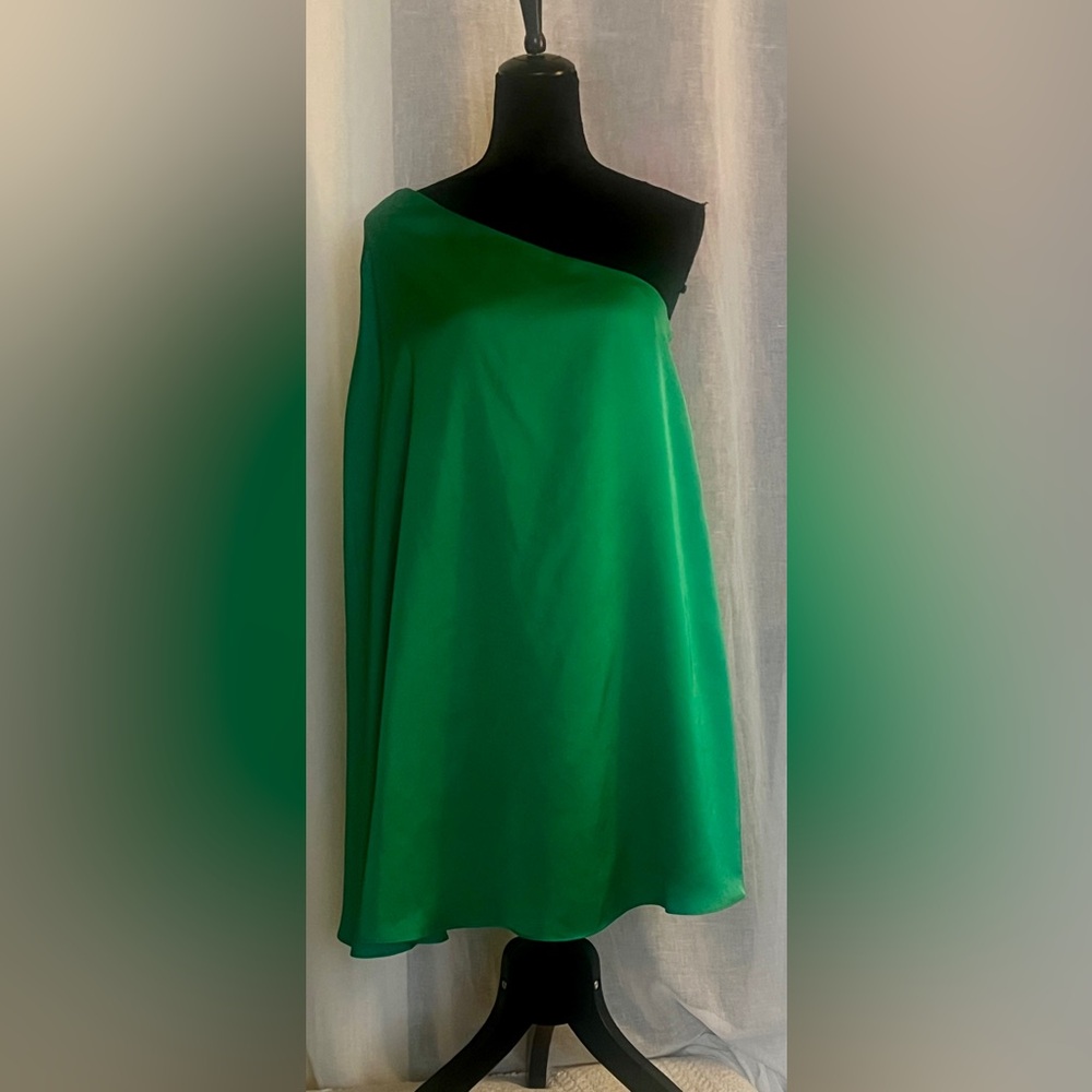 Badgley Mischka One Shoulder  Emerald Dress